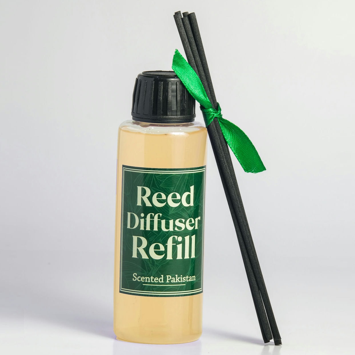Houseery Reed Diffuser Oil Refill 140ml – Long-Lasting Fragrance Oil with Reed Sticks