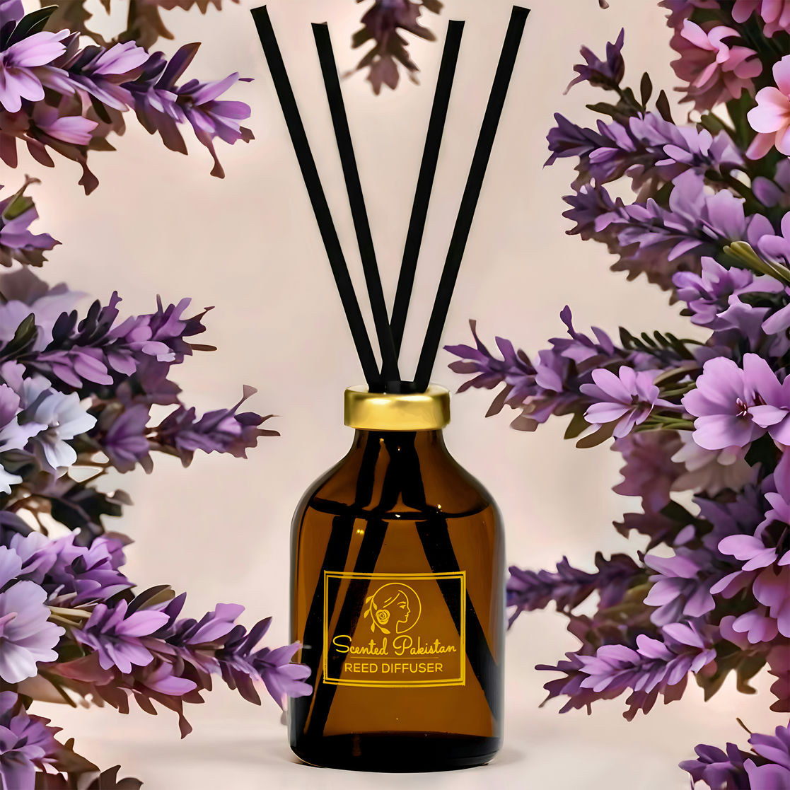 Houseery Signature Reed Diffuser Set – Long-Lasting Home Fragrance, Multiple Scents